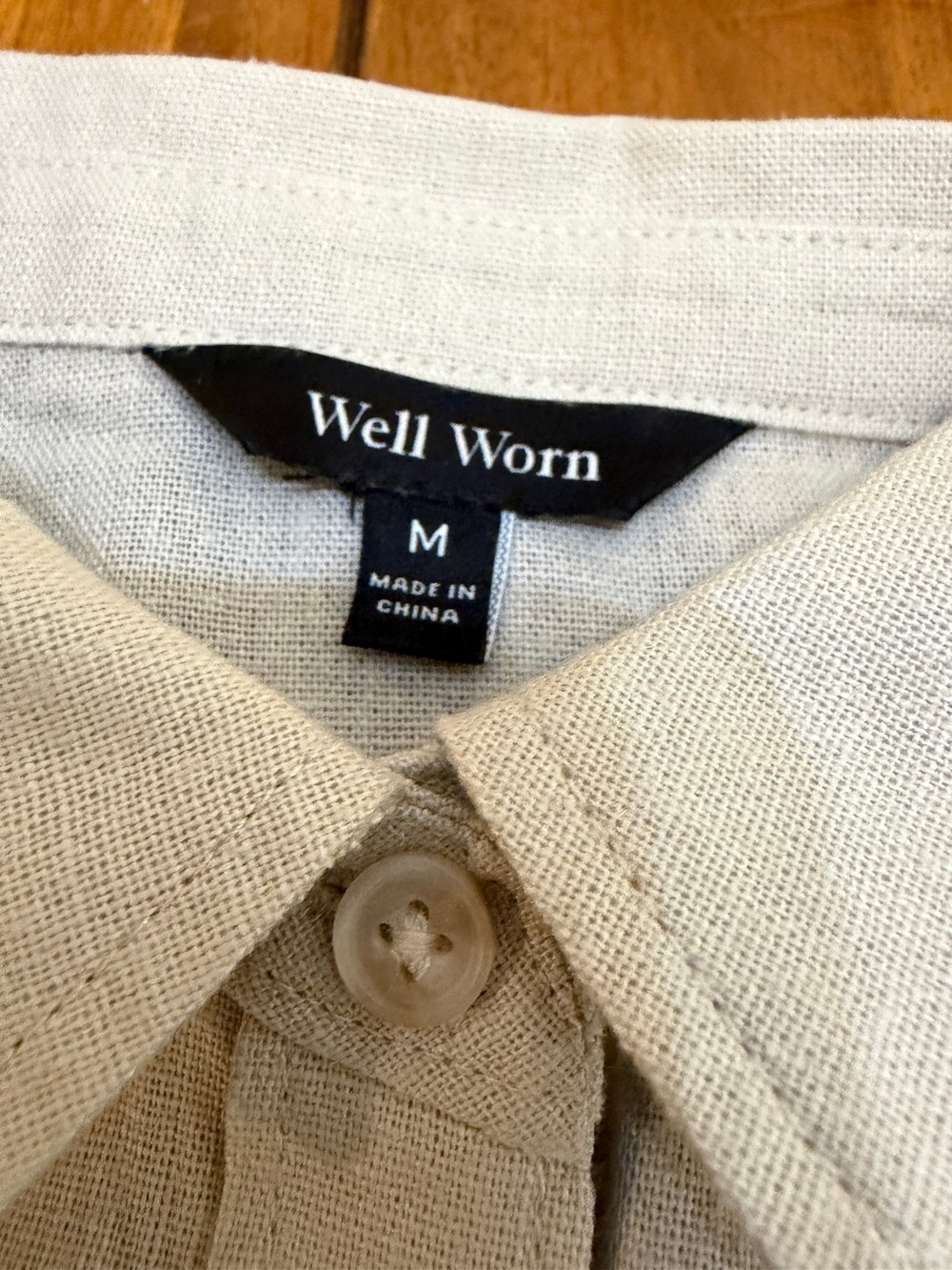 Pre owned. No visible stains or holes. Measurements in pics. - Picture 3 of 5